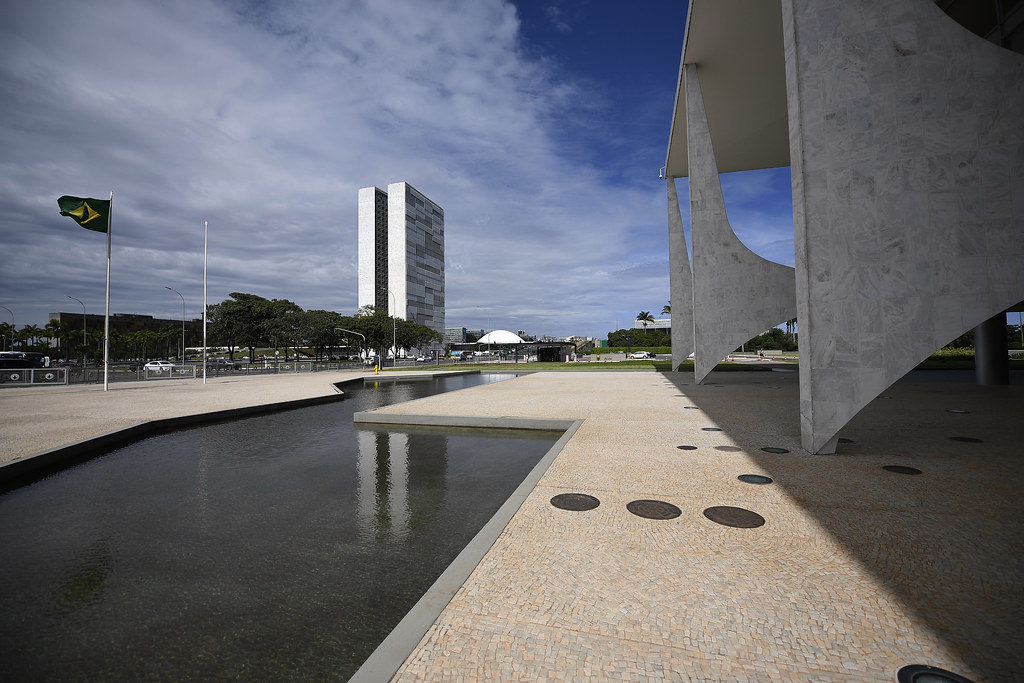 Governo libera R$ 51,6 bilhões para benefício emergencial a trabalhadores / Fonte: Agência Senado