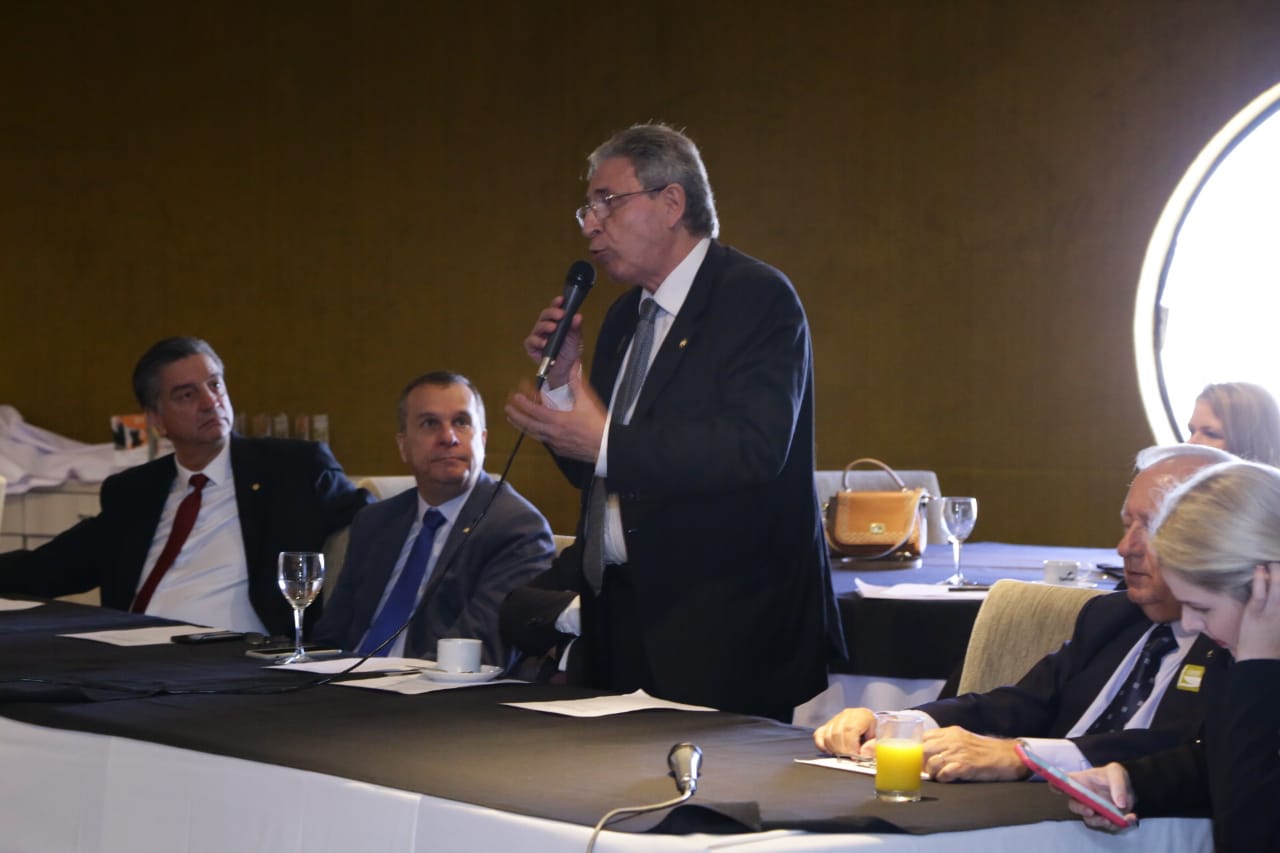 O Presidente da Confederação Nacional de Notários e Registradores (CNR), Rogério Bacellar, participou de mais uma reunião técnica da Frente Parlamentar da Justiça Notarial e Registral