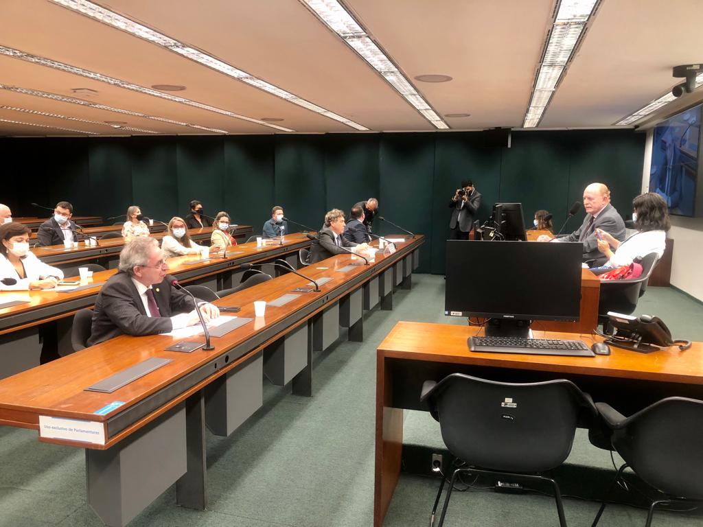 Registro Nacional de Veículos em Estoque – RENAVE.